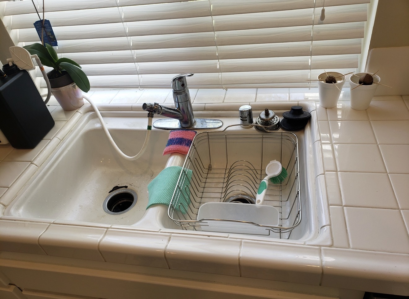 Residential dual-basin sink before conversion